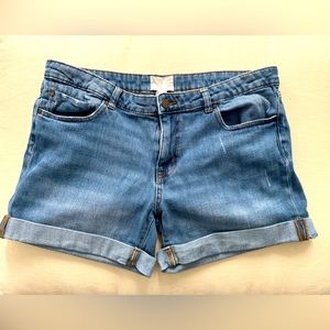 Caslon Boyfriend shorts size 30